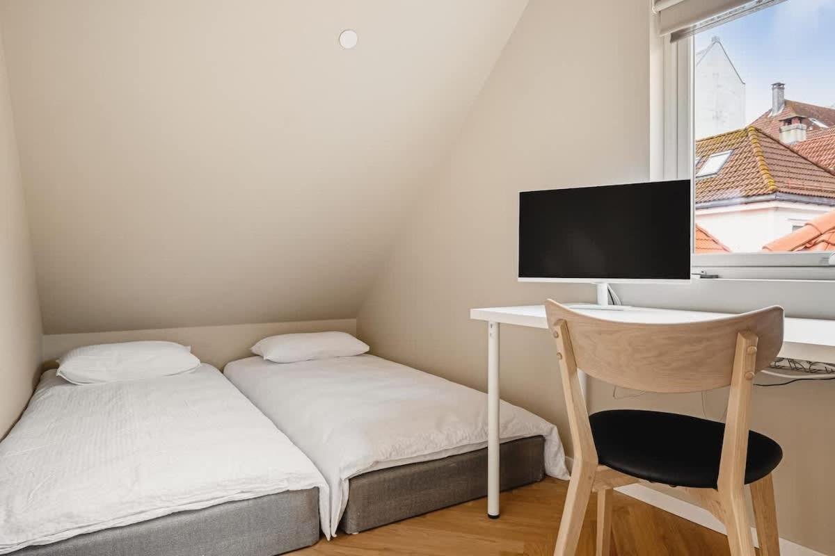 Dinbnb Apartments I Mid-City Luxury With Mini Balcony And Smart Tv & Sound System Bergen Eksteriør bilde